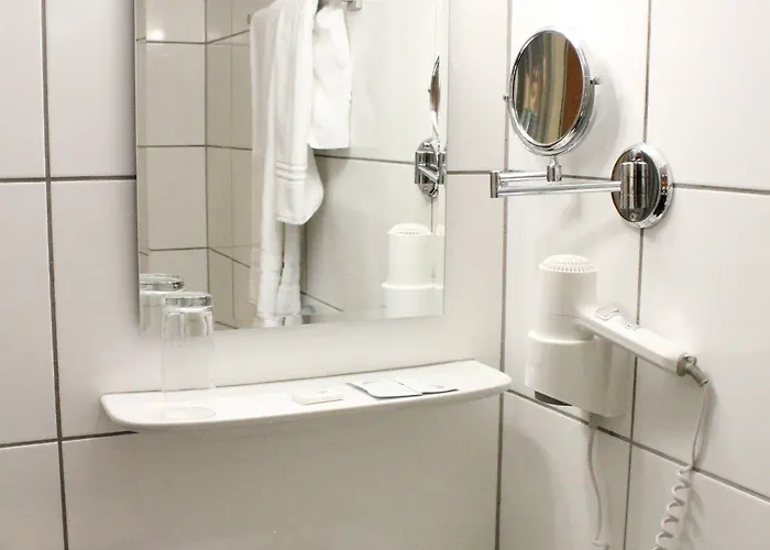 Szálloda Rheinmetropole 3*