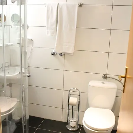 Rheinmetropole Отель