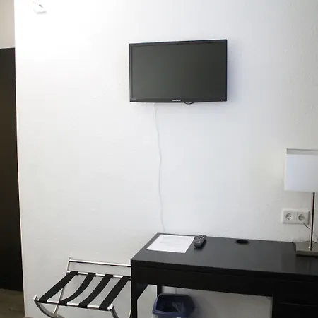 Rheinmetropole فندق