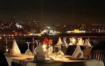 Hotel Rheinmetropole 3*