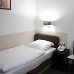 Rheinmetropole فندق دوسلدورف
